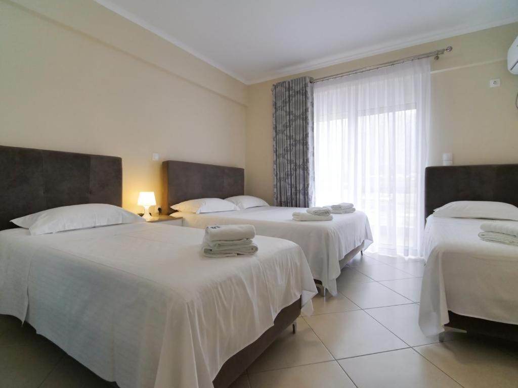 Himara Royal Hotel Exterior foto